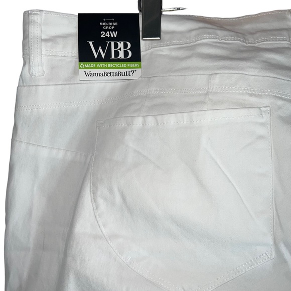 NEW Royalty Mid Rise Cropped White Distressed Capris Women’s Plus Size 24W - Picture 6 of 12